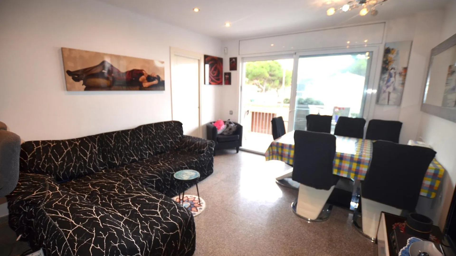 Apartamento Frente A La Playa Blanes Costa Brava Spain